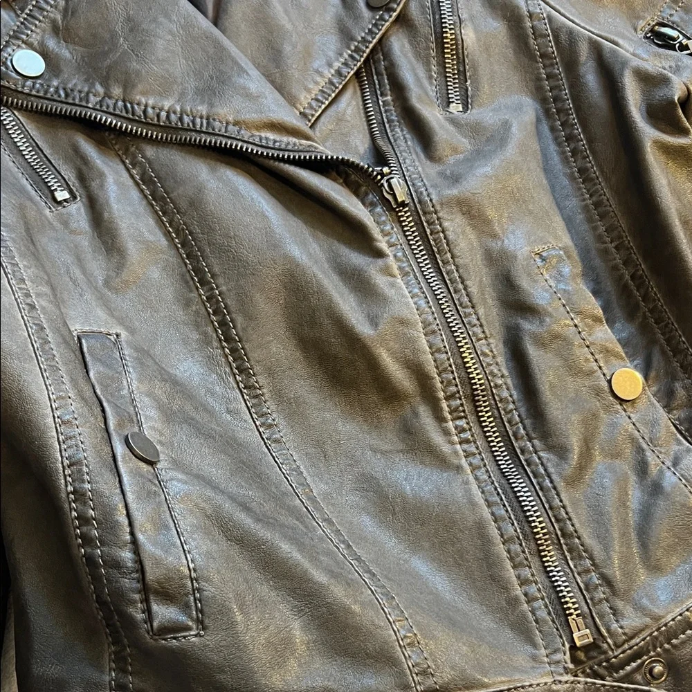 Beulah Gray Shell Motto Jacket - Picture 9 of 11